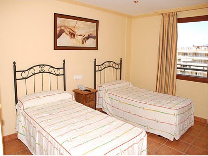 Apartamentos Mediterraneo Marbella Kültér fotó